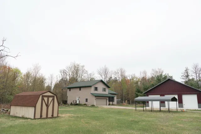 $450,000 | 1983 Highway 2, Florence, WI 54121