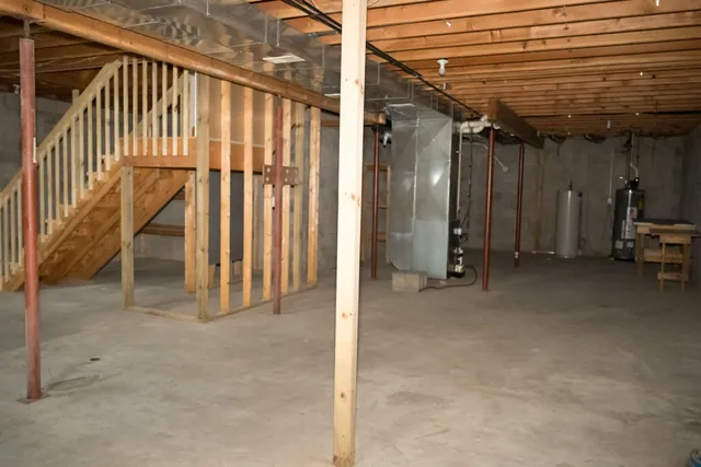 $450,000 | 1983 Highway 2, Florence, WI 54121