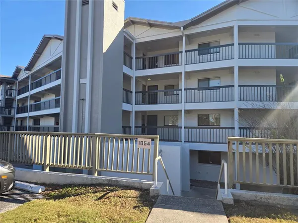 $1,600 | 1054 Lotus Cove Court, Unit 646, Altamonte Springs, FL 32714