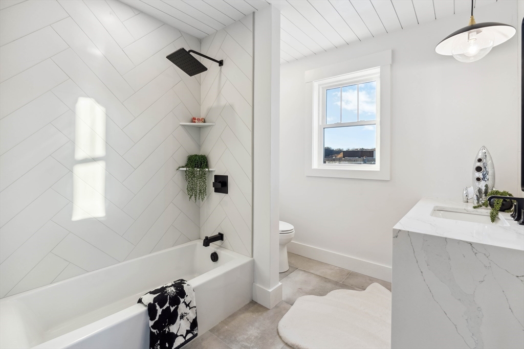 32 Birch Brook Road, Unit 13 Lynn, MA 01905 - Photo 28 of 40