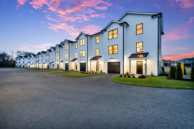 $729,900 | 32 Birch Brook Road, Unit 13, Lynn, MA 01905