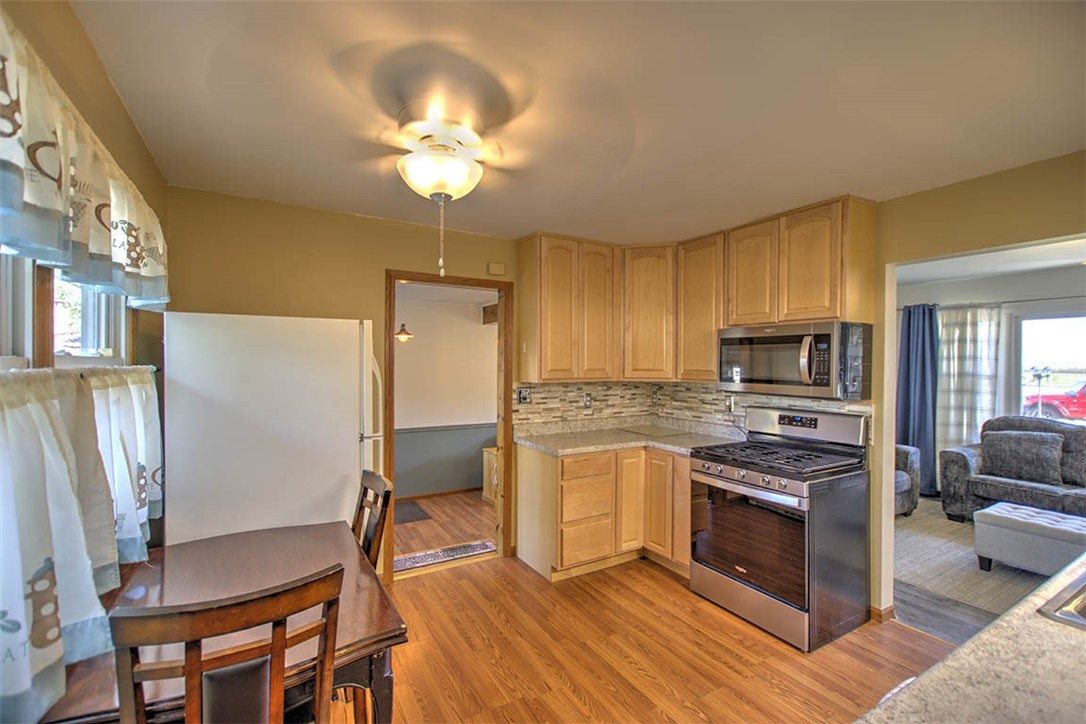 317 North Country Club Road Decatur, IL 62521 - Photo 8 of 30