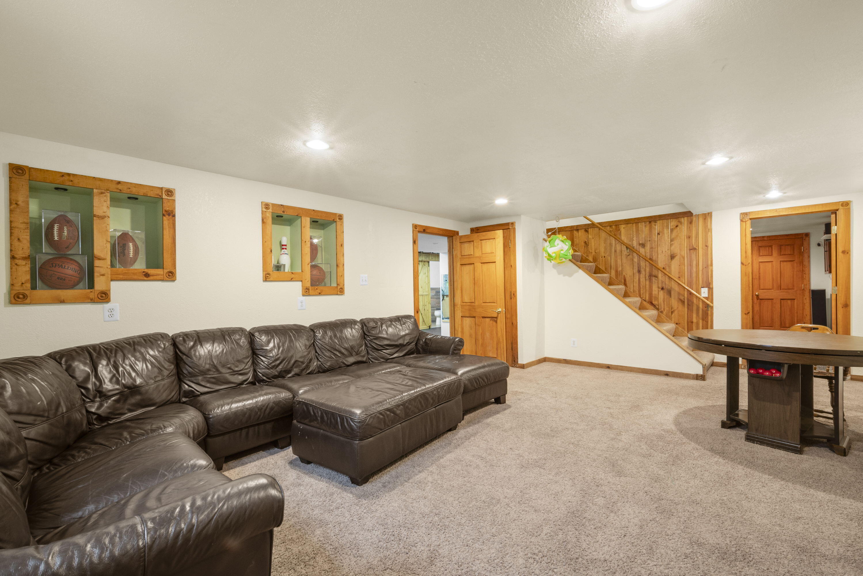 149 Hickory Drive Delafield, WI 53018 - Photo 32 of 43 32_imgDSC03354