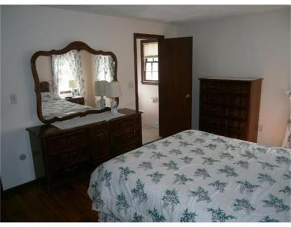 85 Valentine Road Northborough, MA 01532 - Photo 16 of 25 Gallery Image 16