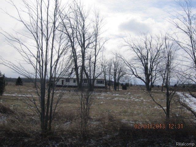 1969 Downington Road Snover, MI 48472 - Photo 5 of 9 1969 downington rd (3).JPG