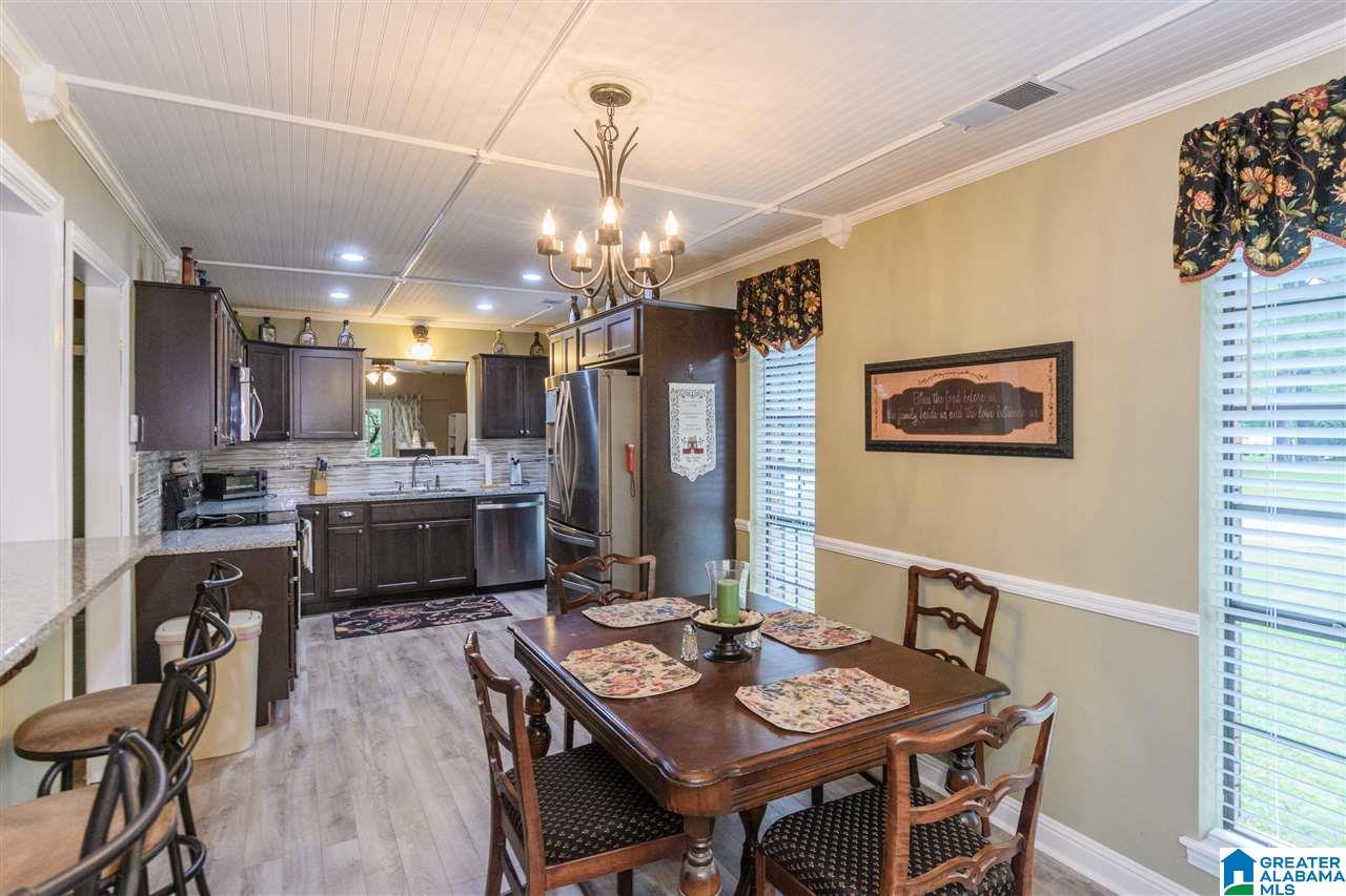 124 Mission Circle South Alabaster, AL 35007 - Photo 8 of 36