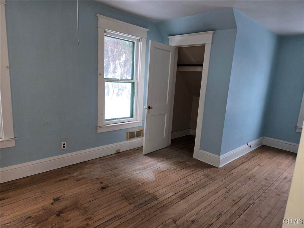 9226 Red Hill Road New Hartford, NY 13413 - Photo 12 of 17 Bedroom 1