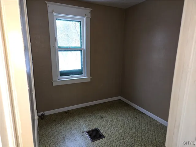 $94,900 | 9226 Red Hill Road, New Hartford, NY 13413