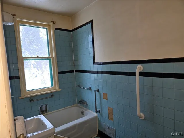 $94,900 | 9226 Red Hill Road, New Hartford, NY 13413