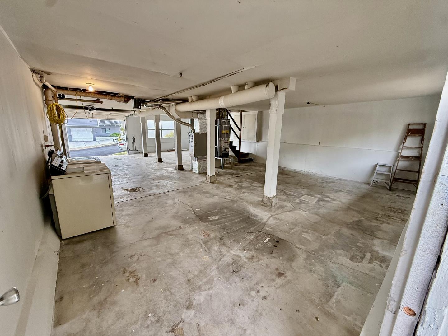 95 Clearview Drive Daly City, CA 94015 - Photo 13 of 21 a view of a livingroom with the furniture