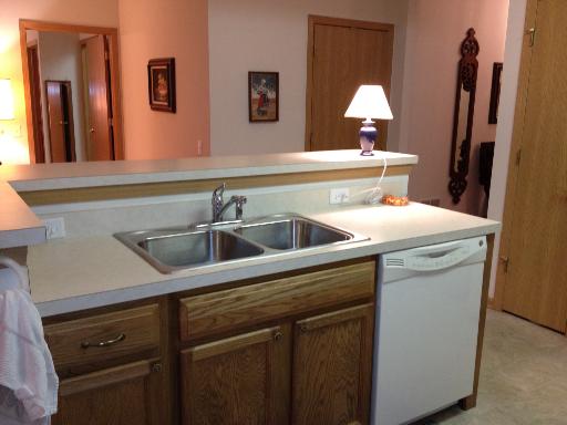 13616 Hemlock Road Huntley, IL 60142 - Photo 5 of 16 a utility room with dryer and washer