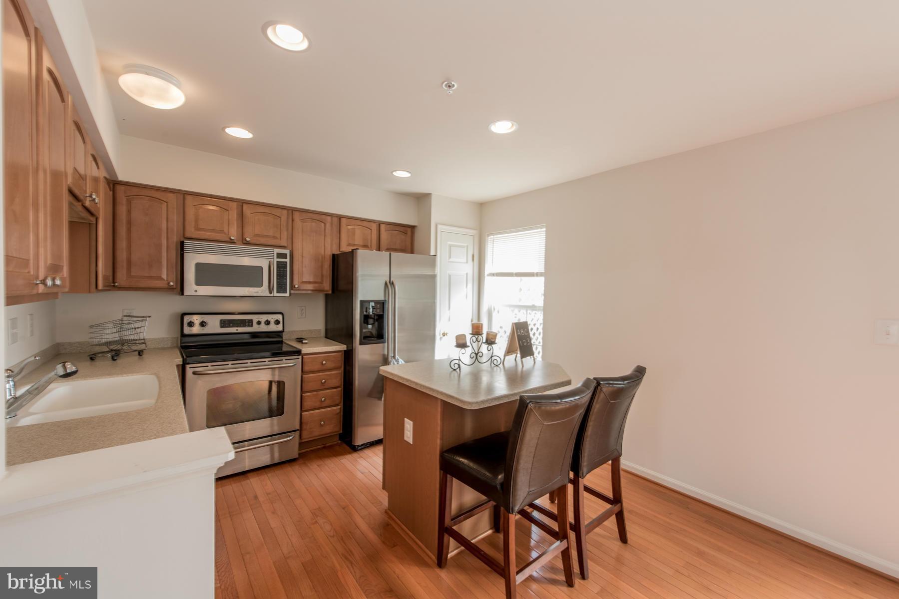 7601 Fairbrook Road Baltimore, MD 21244 - Photo 11 of 29 Kitchen