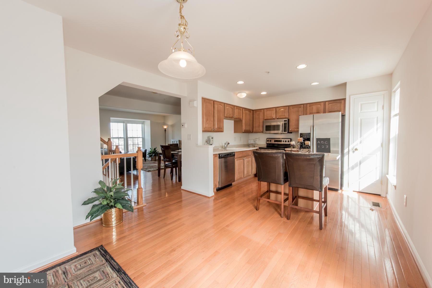 7601 Fairbrook Road Baltimore, MD 21244 - Photo 12 of 29 Kitchen
