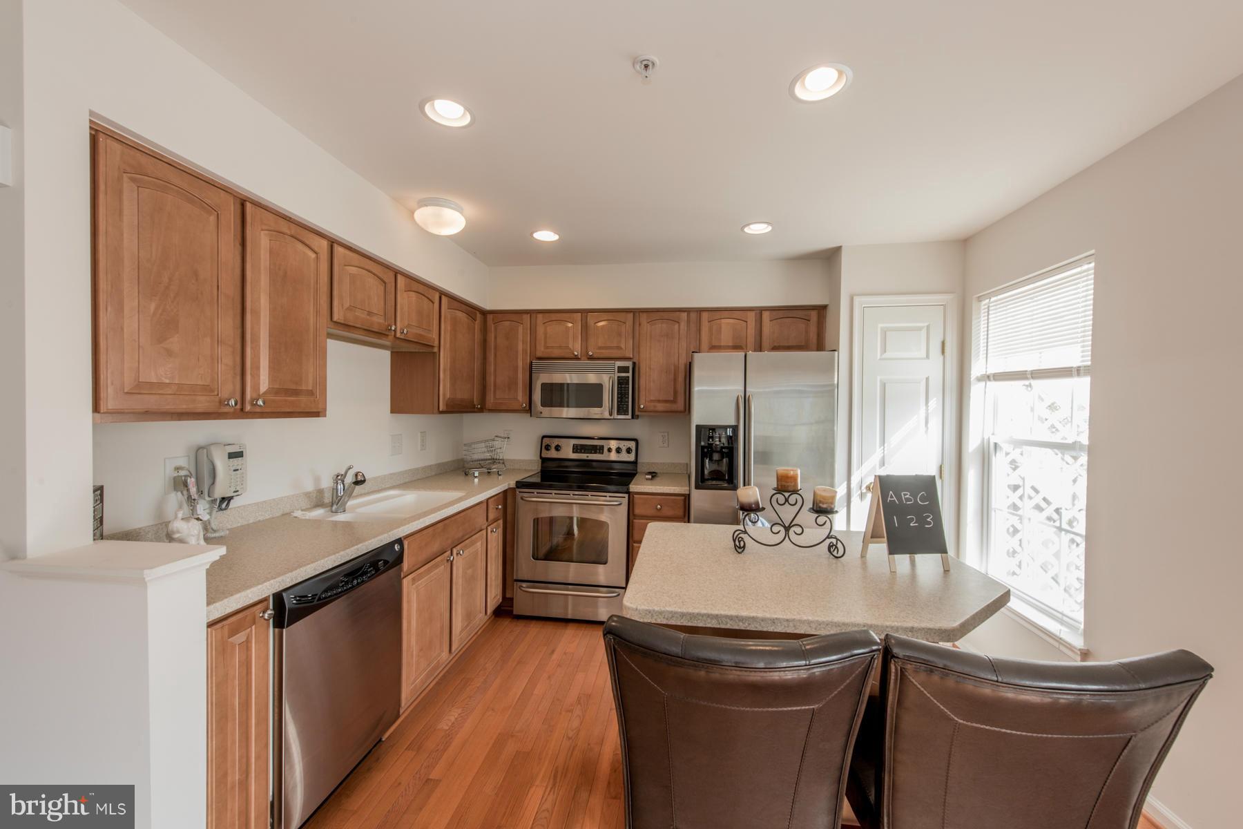 7601 Fairbrook Road Baltimore, MD 21244 - Photo 13 of 29 Kitchen