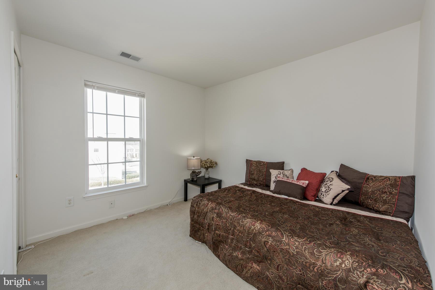 7601 Fairbrook Road Baltimore, MD 21244 - Photo 20 of 29 Bedroom