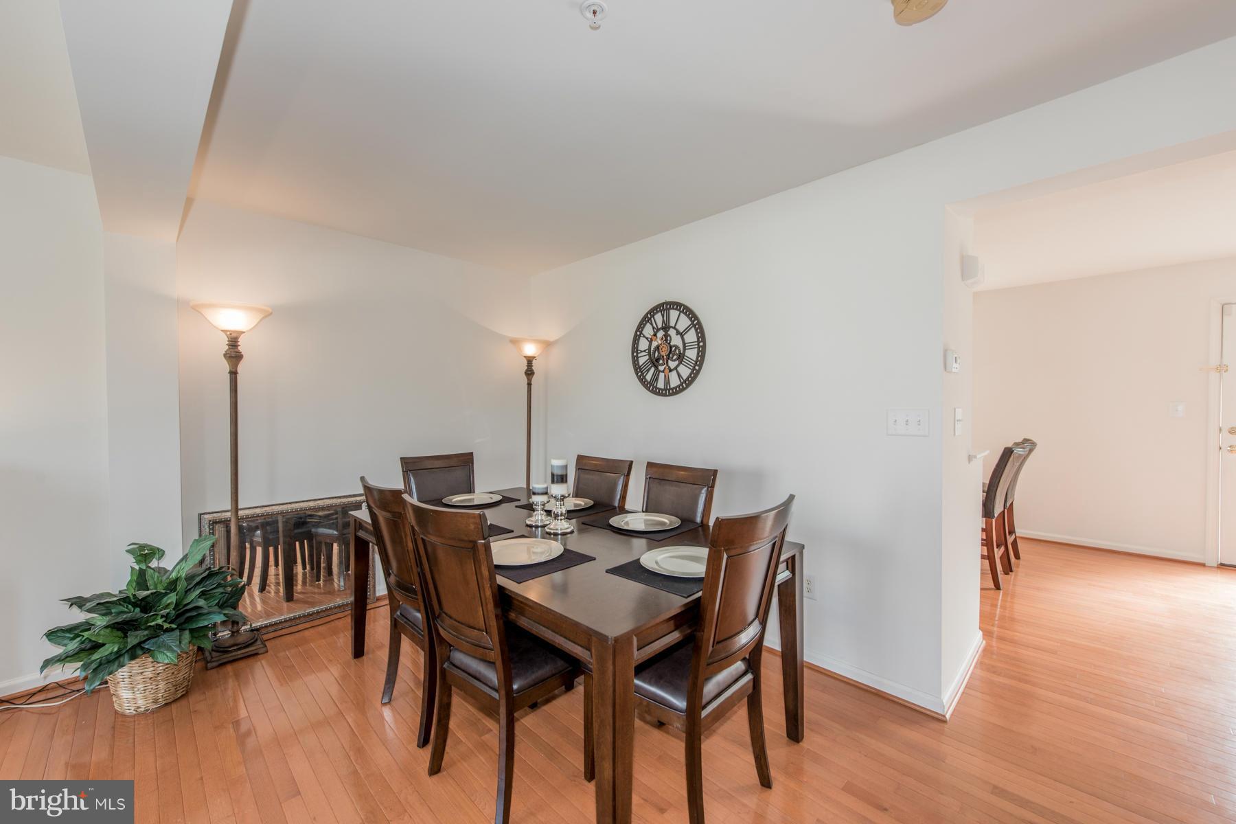 7601 Fairbrook Road Baltimore, MD 21244 - Photo 8 of 29 Dining Room