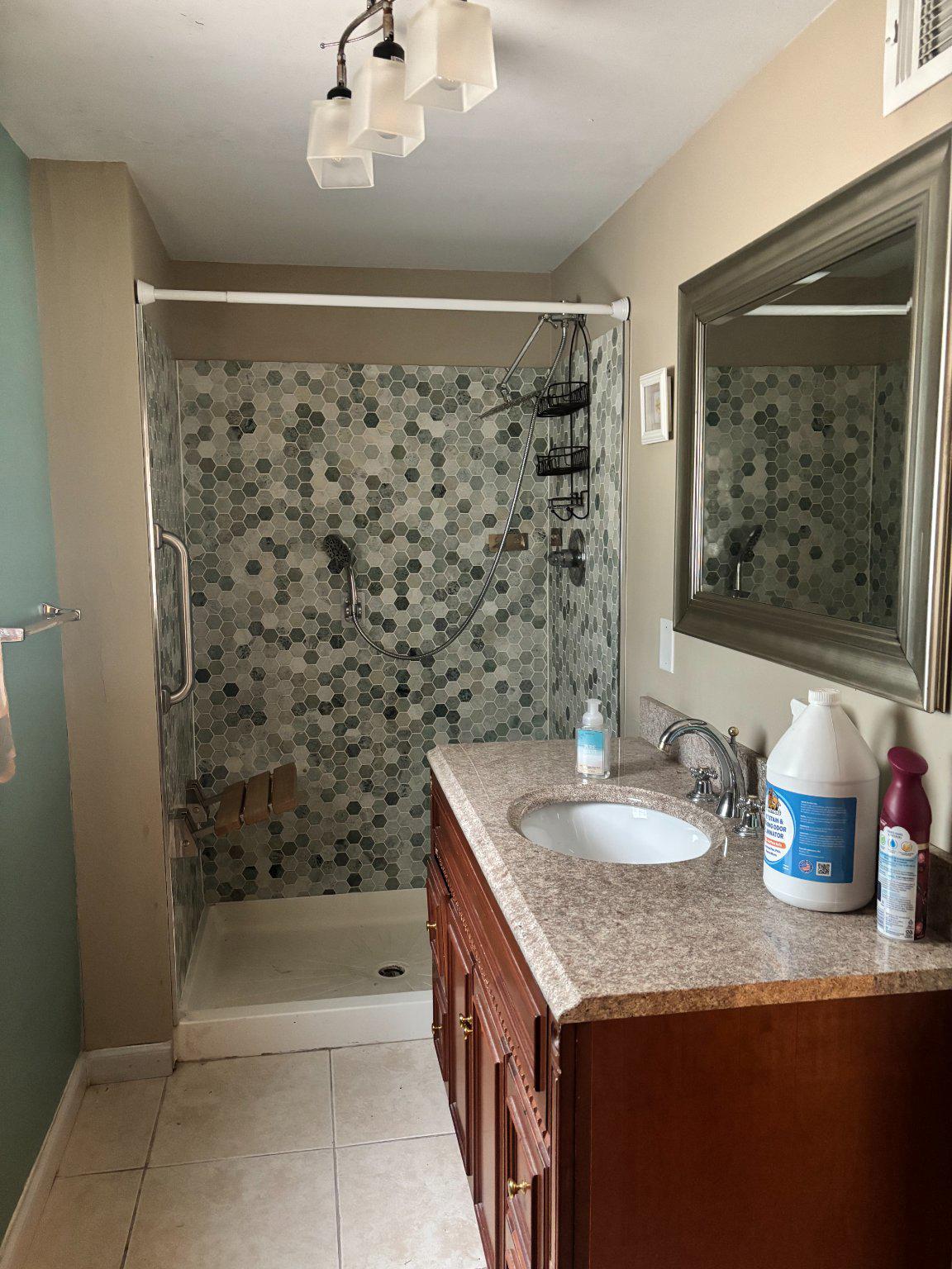 4400 East Yates Road Bensalem, PA 19020 - Photo 14 of 23 in-law suite full bathroom