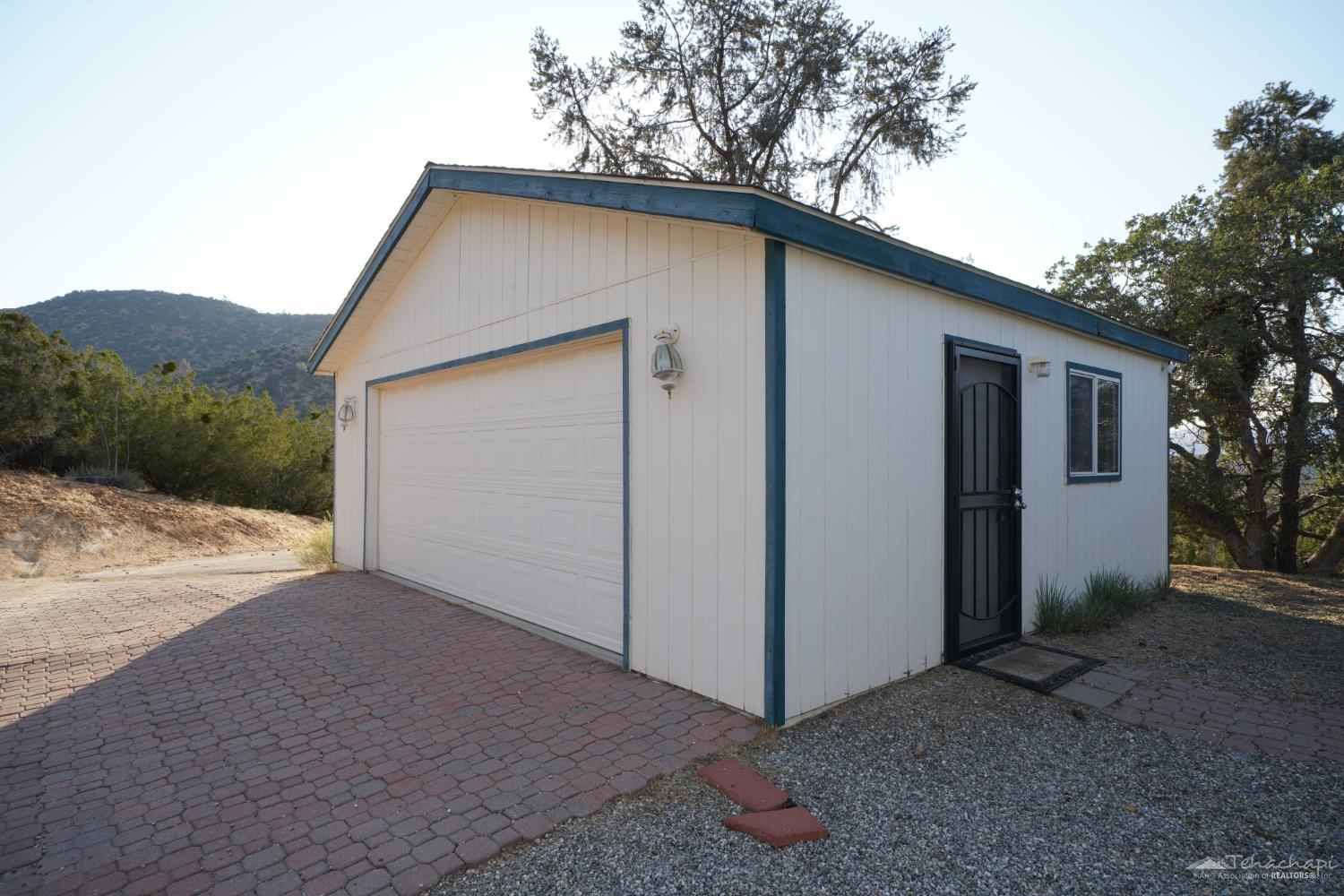11490 Back Canyon Road Caliente, CA 93518 - Photo 25 of 36 Gallery Image 25