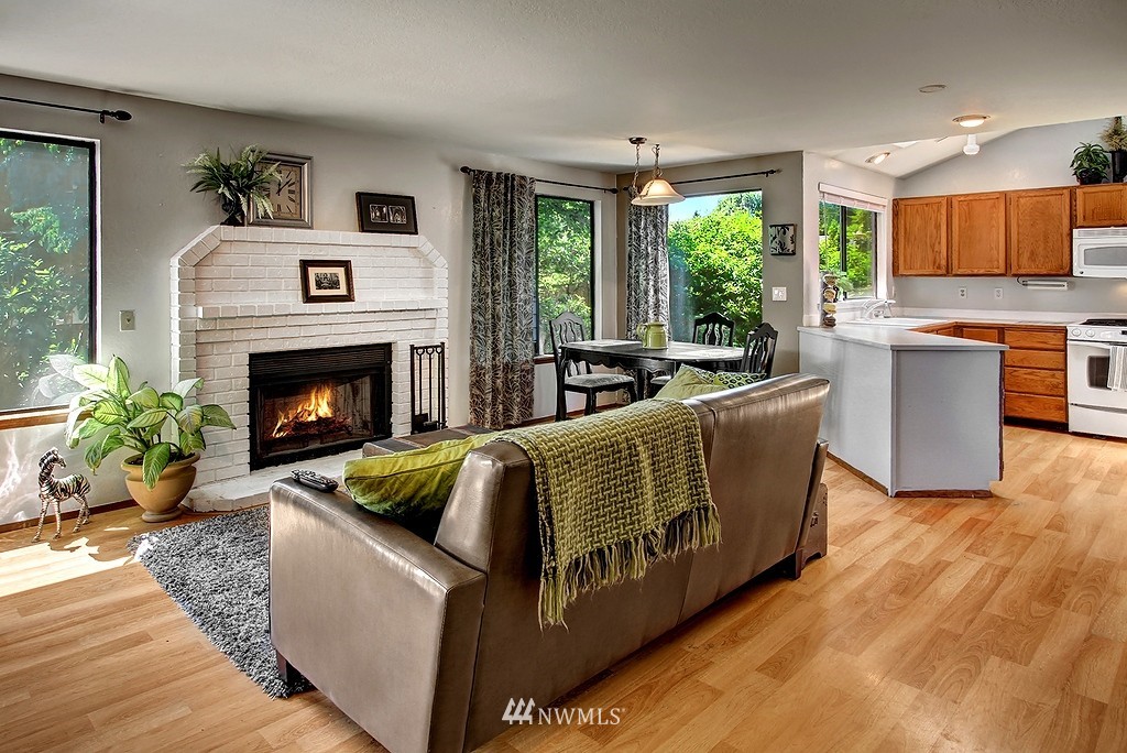 104 236th Place Southwest Bothell, WA 98021 - Photo 7 of 8