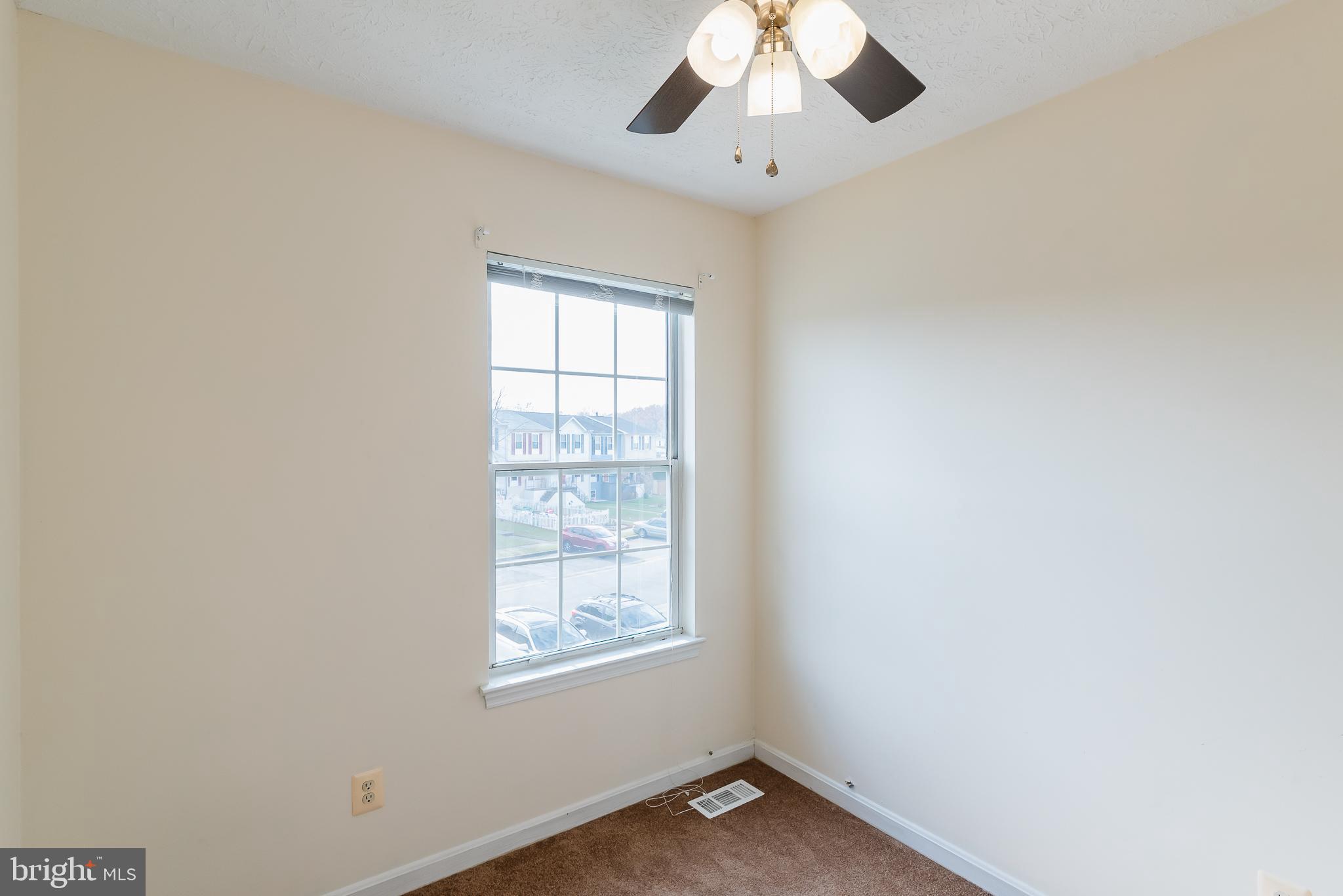 3922 Cutty Sark Road Middle River, MD 21220 - Photo 29 of 35 Bed 3