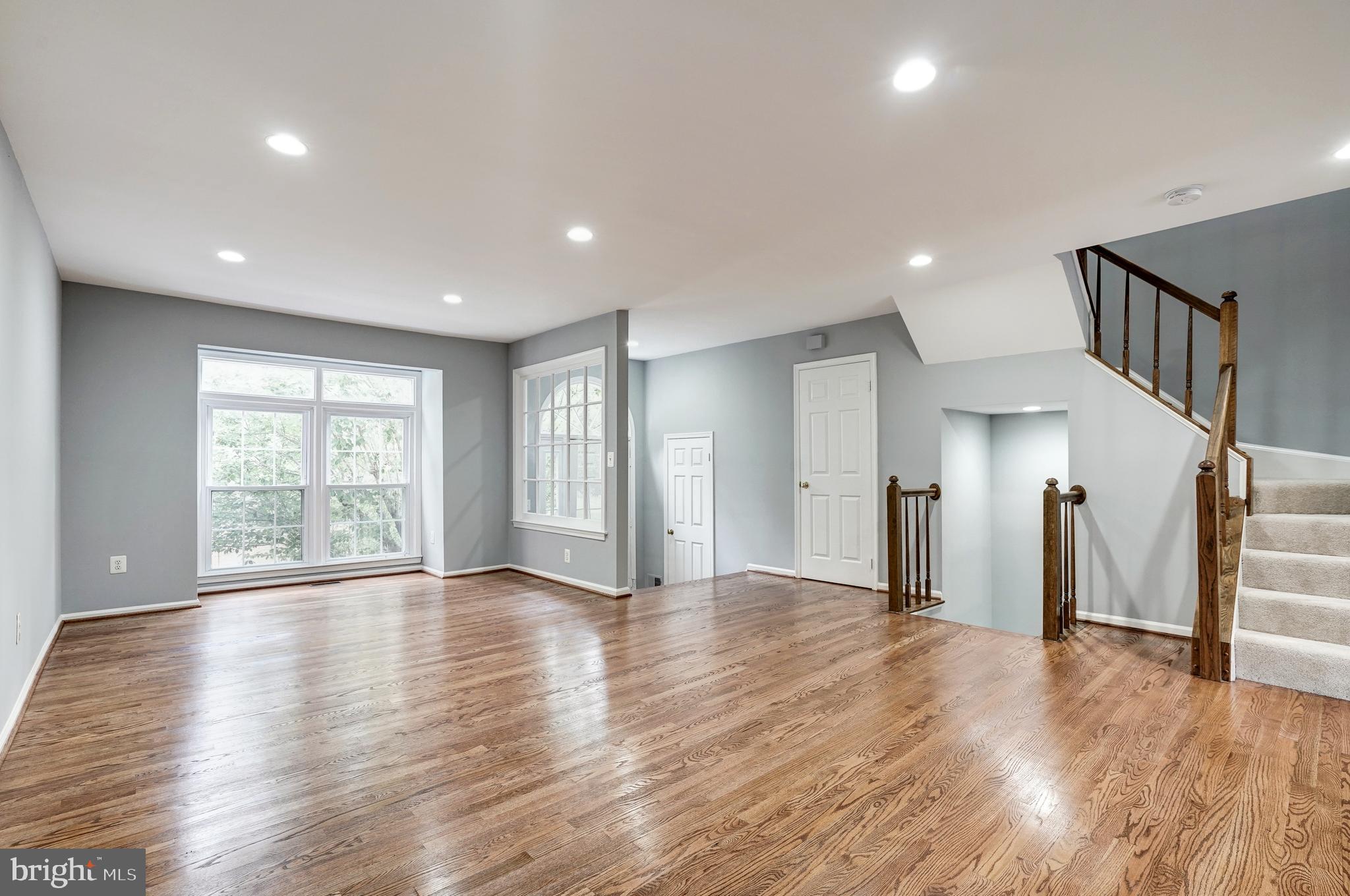 3827 Inverness Road Fairfax, VA 22033 - Photo 6 of 35