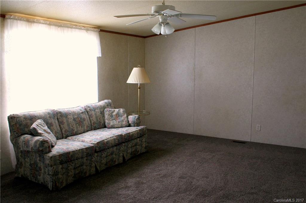 264 Shoemaker Farm Road Statesville, NC 28625 - Photo 2 of 24 Gallery Image 2