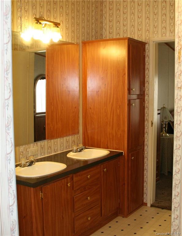 264 Shoemaker Farm Road Statesville, NC 28625 - Photo 13 of 24 Gallery Image 13