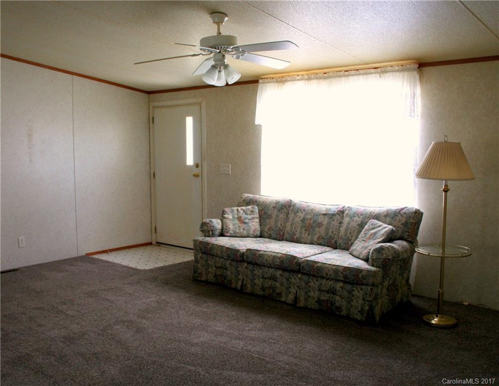 264 Shoemaker Farm Road Statesville, NC 28625 - Photo 3 of 24 Gallery Image 3