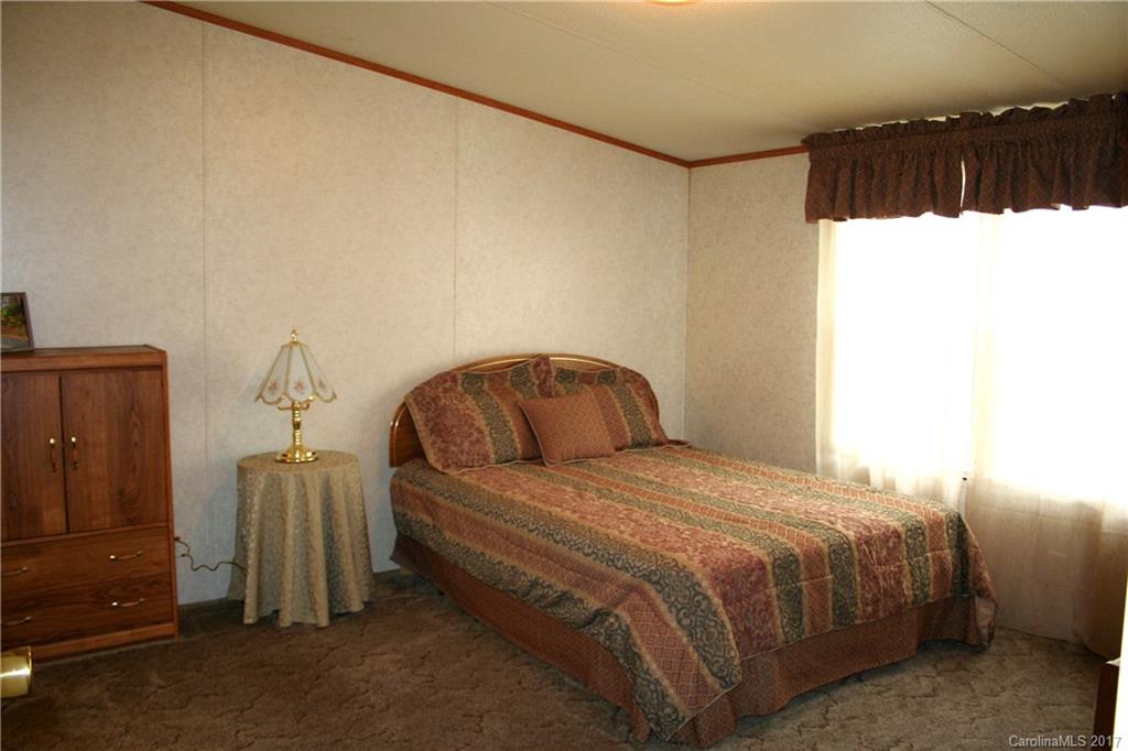 264 Shoemaker Farm Road Statesville, NC 28625 - Photo 10 of 24 Gallery Image 10