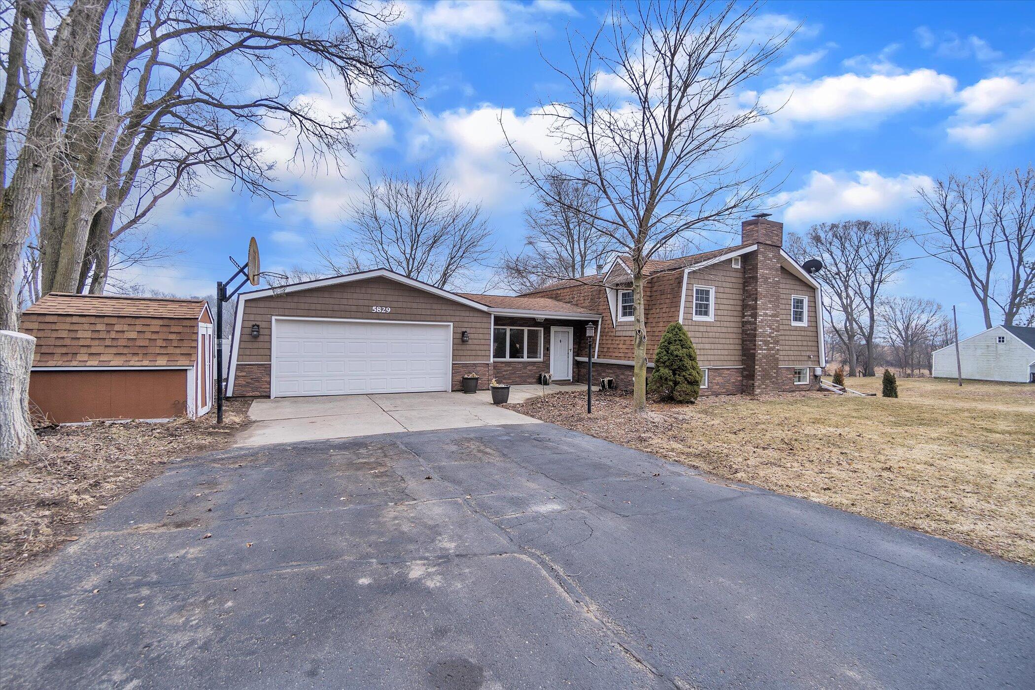02-5829-S-Draper-WindowStill-Real-Estate
