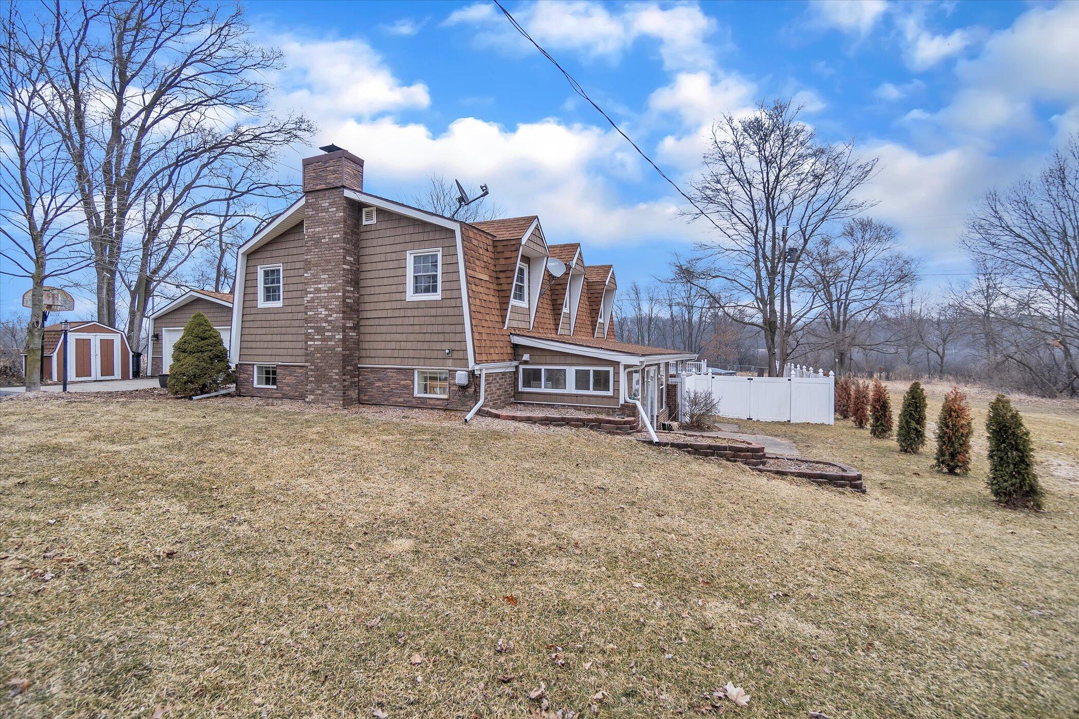 5829 Draper Road Jackson, MI 49201 - Photo 40 of 52 41-5829-S-Draper-WindowStill-Real-Estate