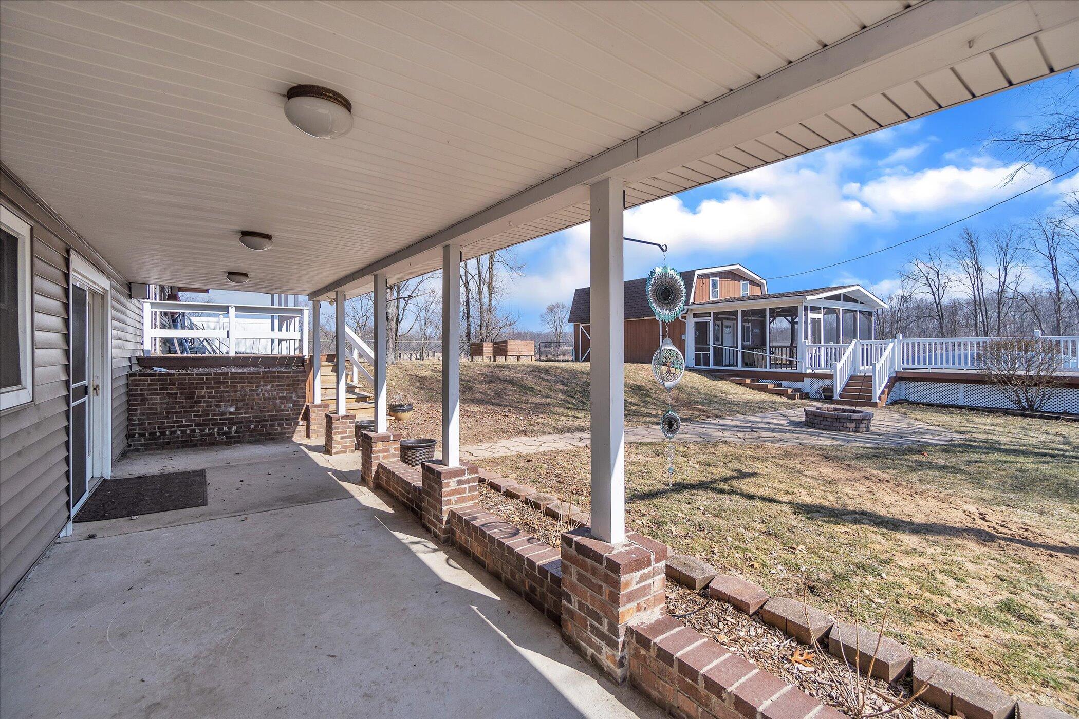 5829 Draper Road Jackson, MI 49201 - Photo 48 of 52 49-5829-S-Draper-WindowStill-Real-Estate