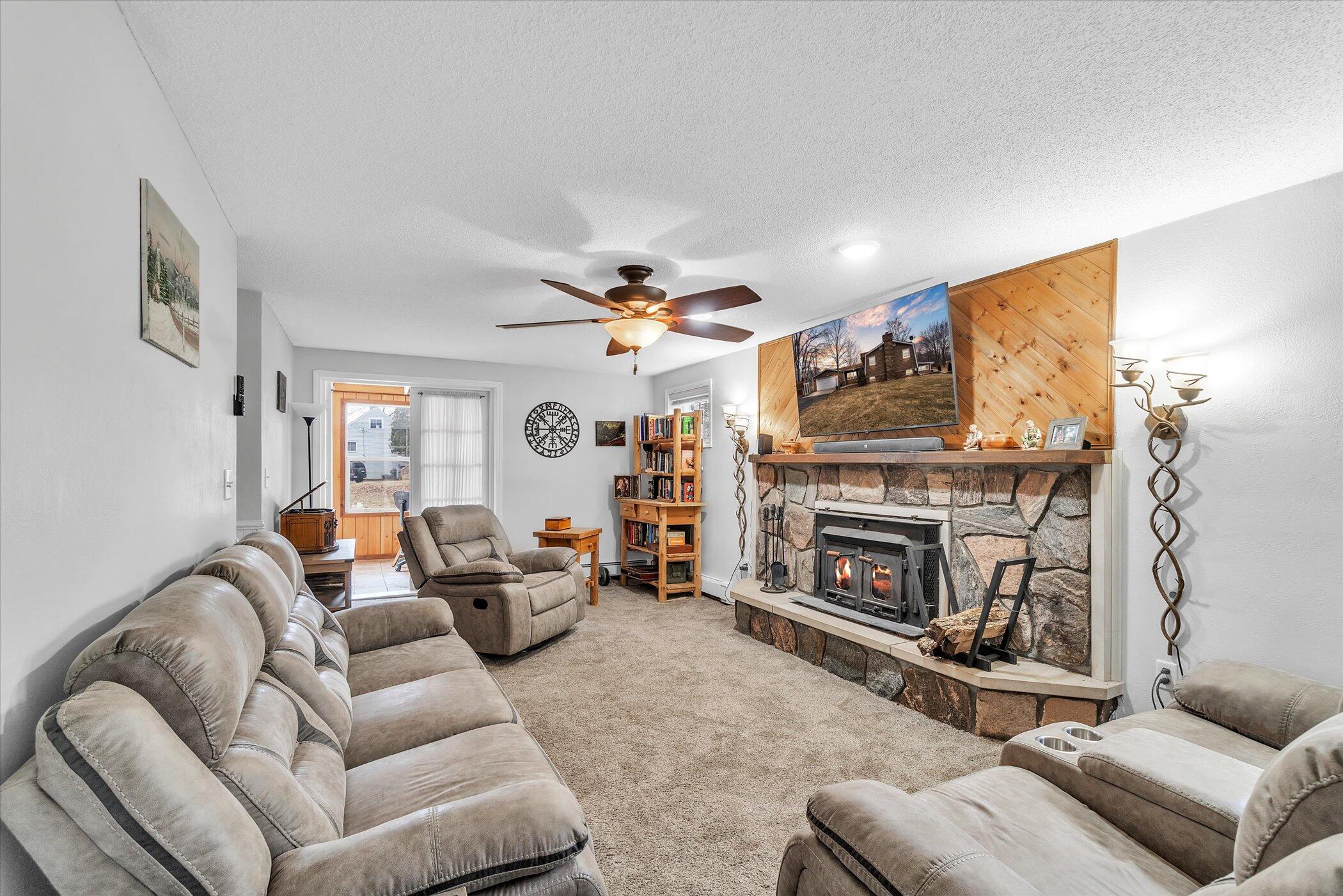 5829 Draper Road Jackson, MI 49201 - Photo 6 of 52 07-5829-S-Draper-WindowStill-Real-Estate
