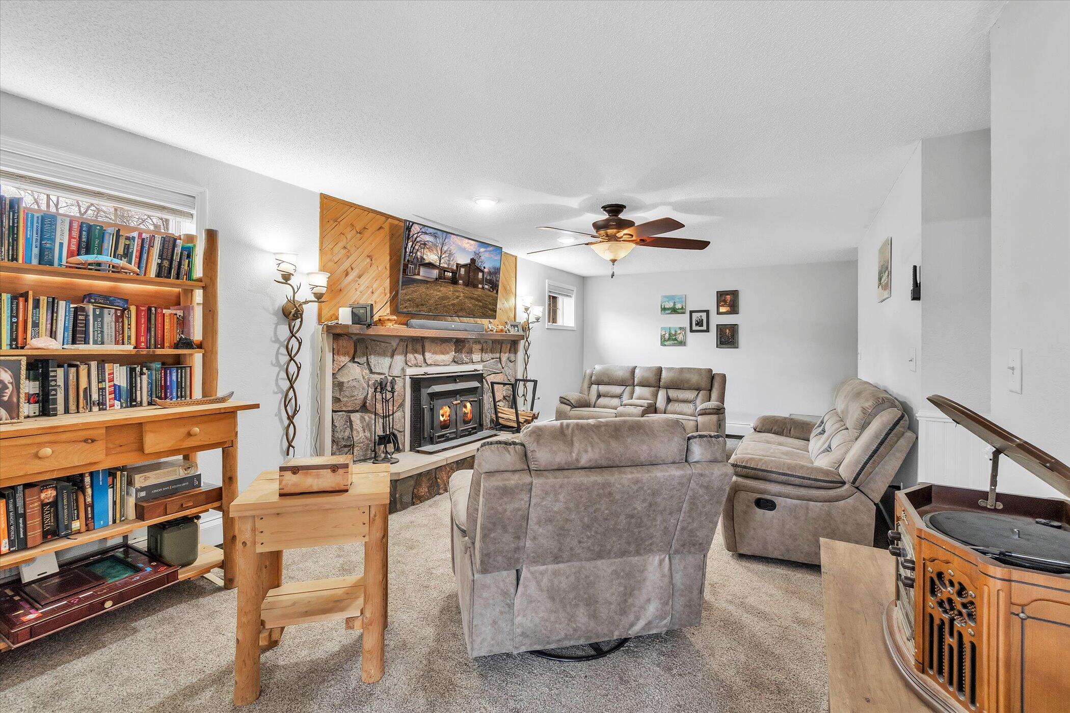 5829 Draper Road Jackson, MI 49201 - Photo 10 of 52 11-5829-S-Draper-WindowStill-Real-Estate