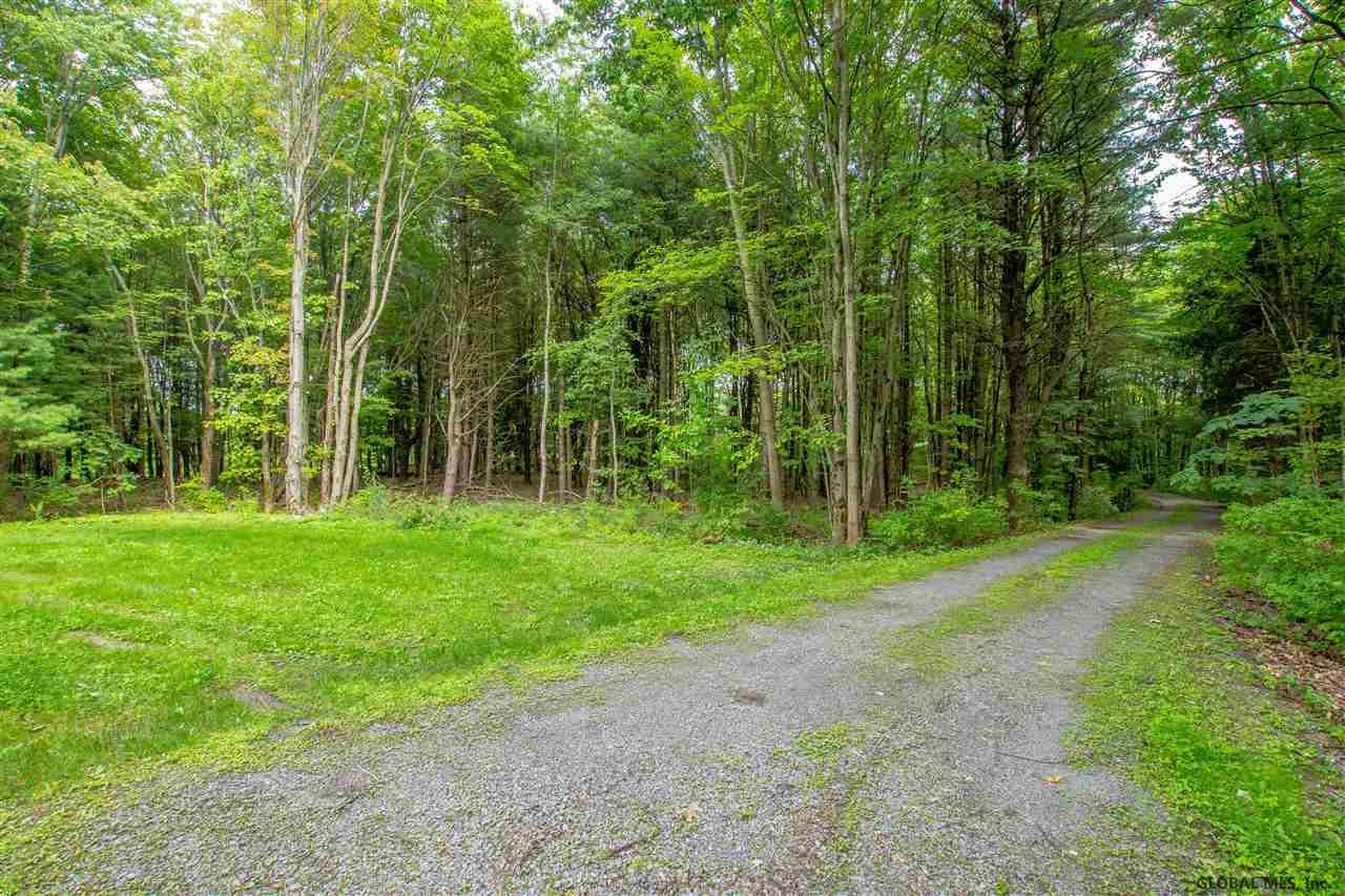2711 Waters Road Amsterdam, NY 12010 - Photo 16 of 54 Photo 16