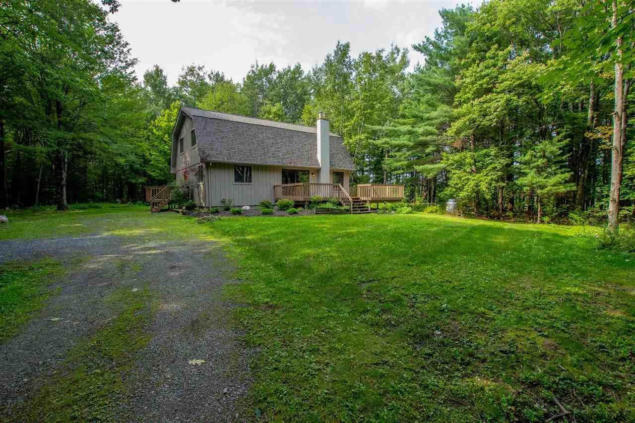 2711 Waters Road Amsterdam, NY 12010 - Photo 4 of 54 Photo 4