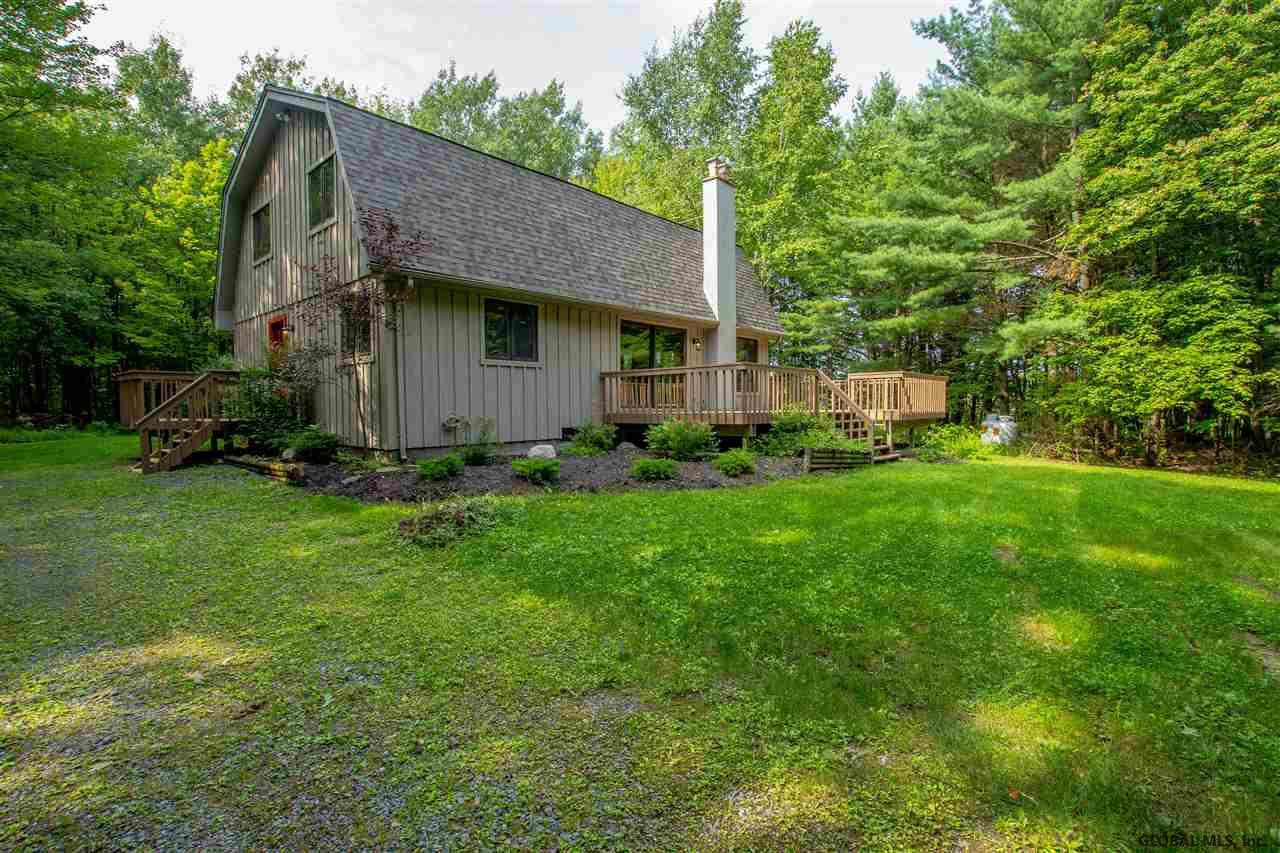 2711 Waters Road Amsterdam, NY 12010 - Photo 6 of 54 Photo 6