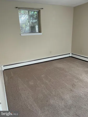 $1,075 | 102 2nd Street, Unit 2, Schwenksville, PA 19473