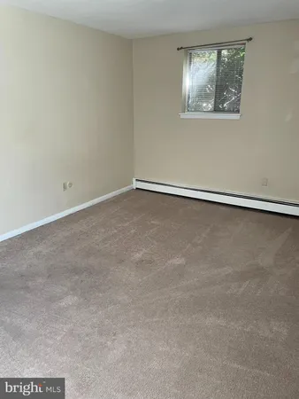 $1,075 | 102 2nd Street, Unit 2, Schwenksville, PA 19473