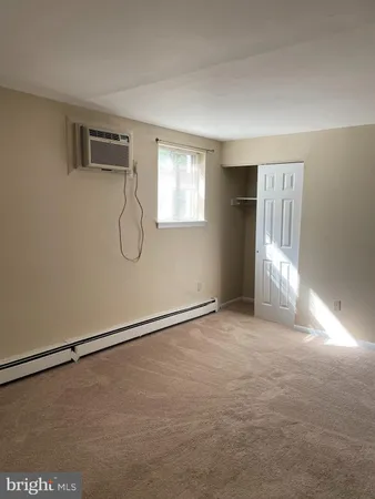 $1,075 | 102 2nd Street, Unit 2, Schwenksville, PA 19473