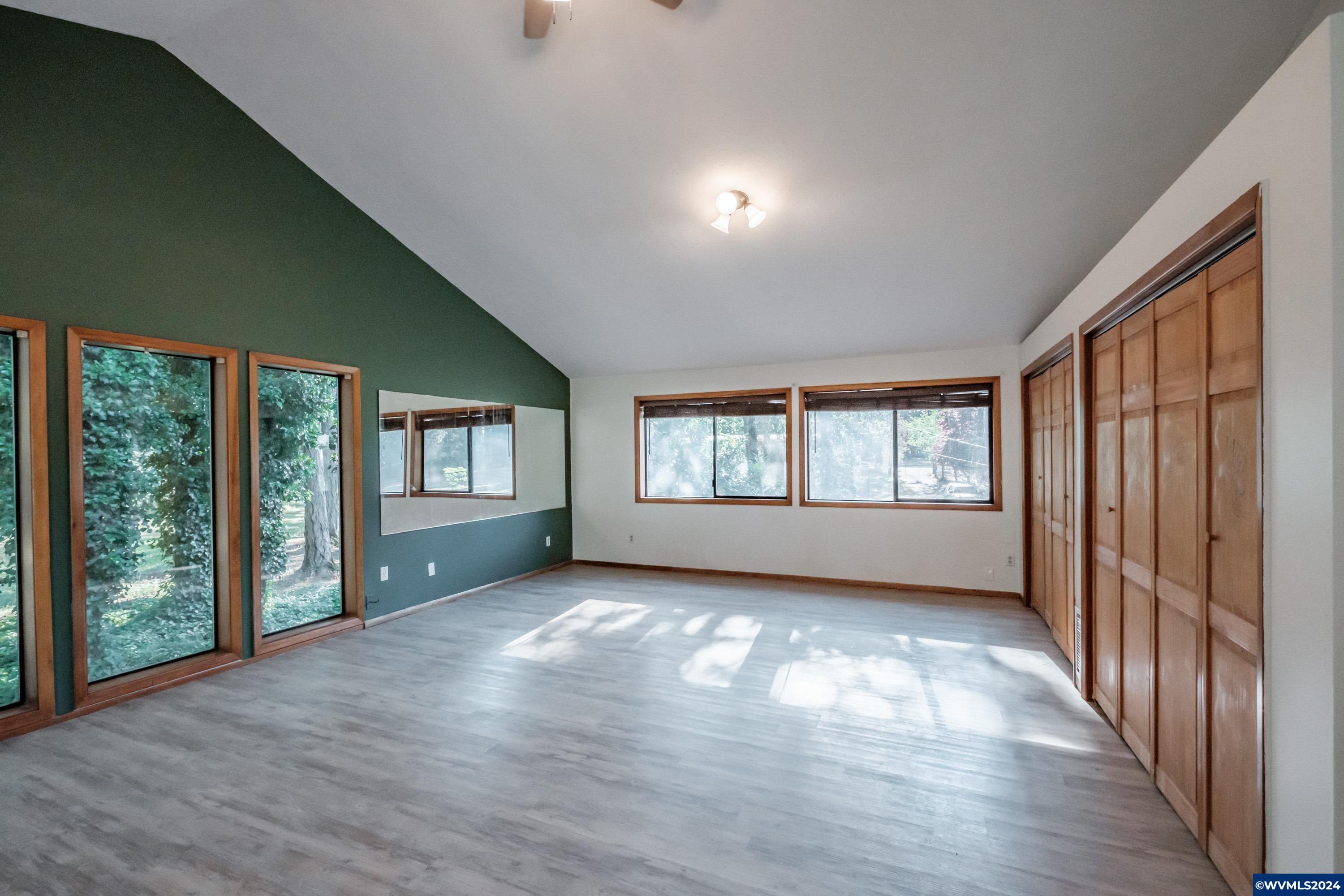 33997 Totem Pole Road Lebanon, OR 97355 - Photo 30 of 41