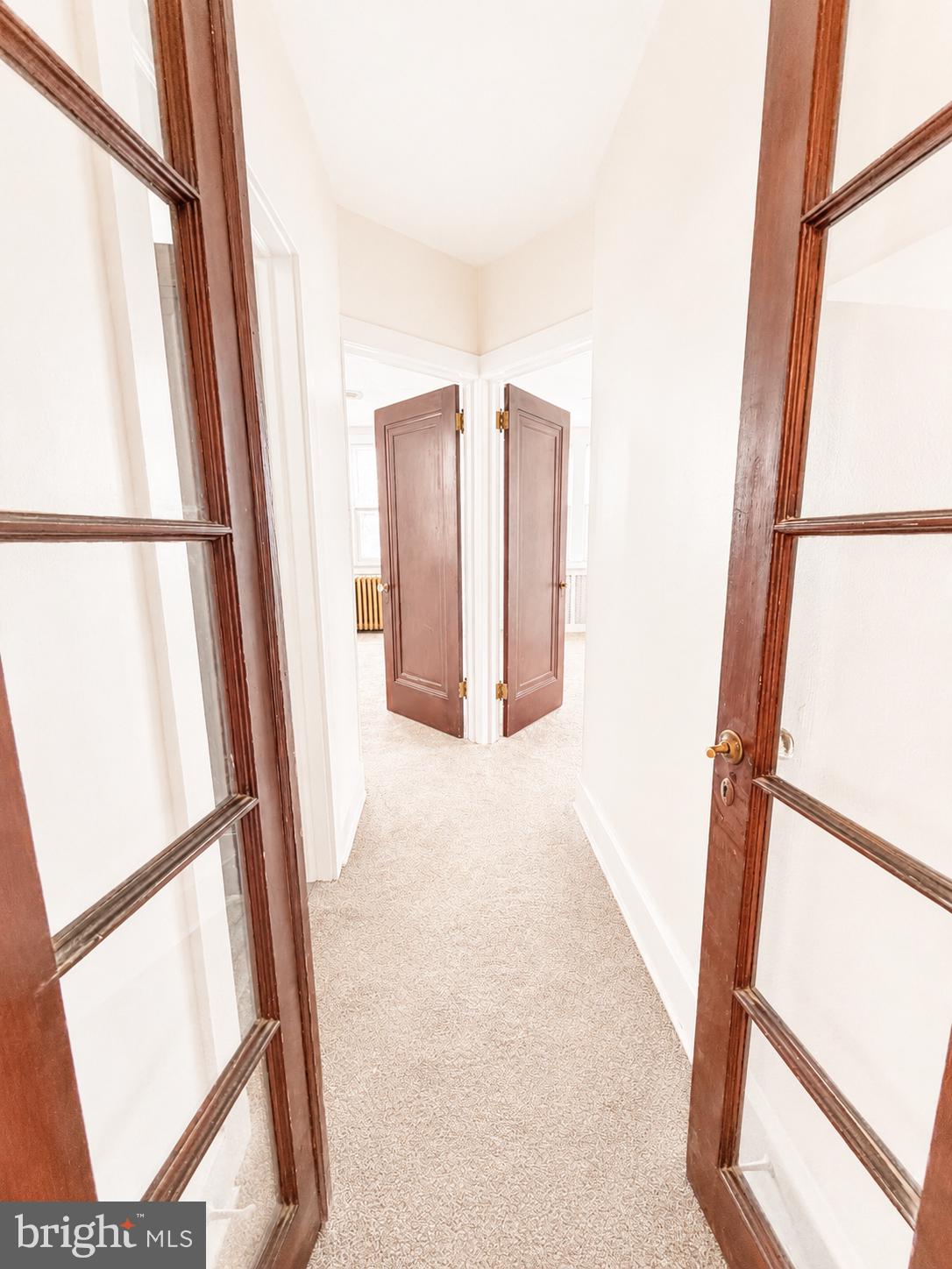 522 Main Street, Unit B Riverton, NJ 08077 - Photo 20 of 26 Inviting hallway with classic charm.