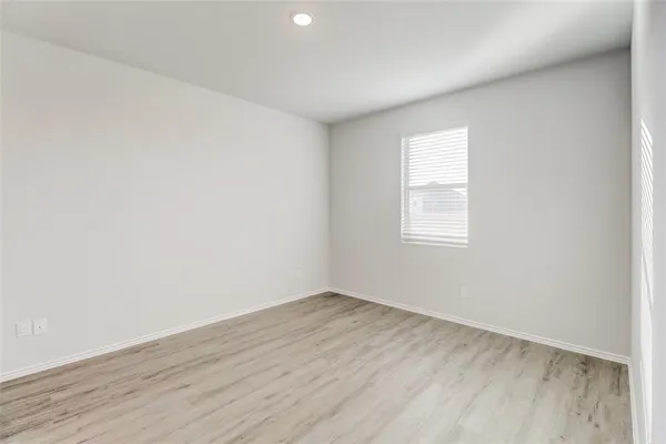 $2,340 | 5104 Applegate Drive, Fort Worth, TX 76119