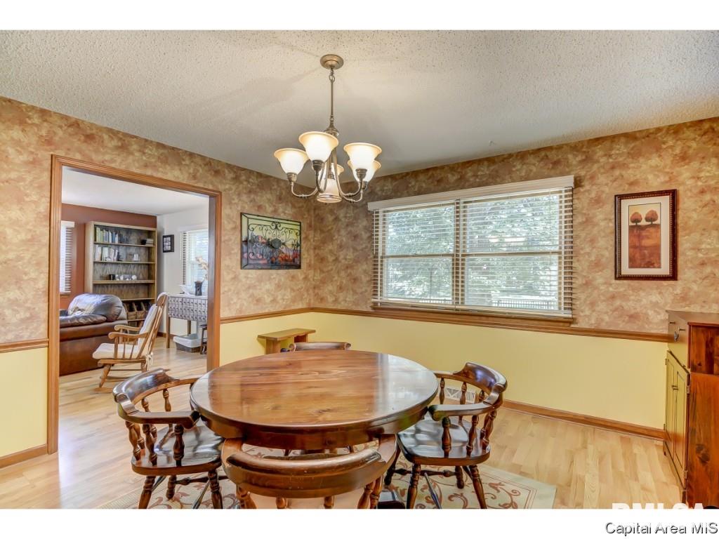 53 Axline Road Chatham, IL 62629 - Photo 12 of 36 Gallery Image 12