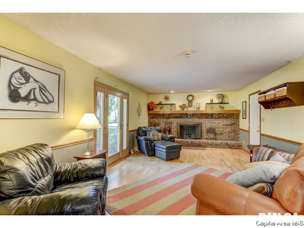 53 Axline Road Chatham, IL 62629 - Photo 17 of 36 Gallery Image 17