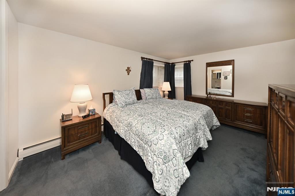 40 Woodside Road Wyckoff, NJ 07481 - Photo 13 of 27