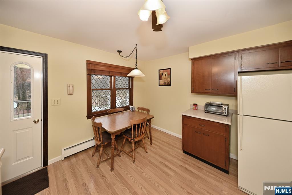 40 Woodside Road Wyckoff, NJ 07481 - Photo 9 of 27