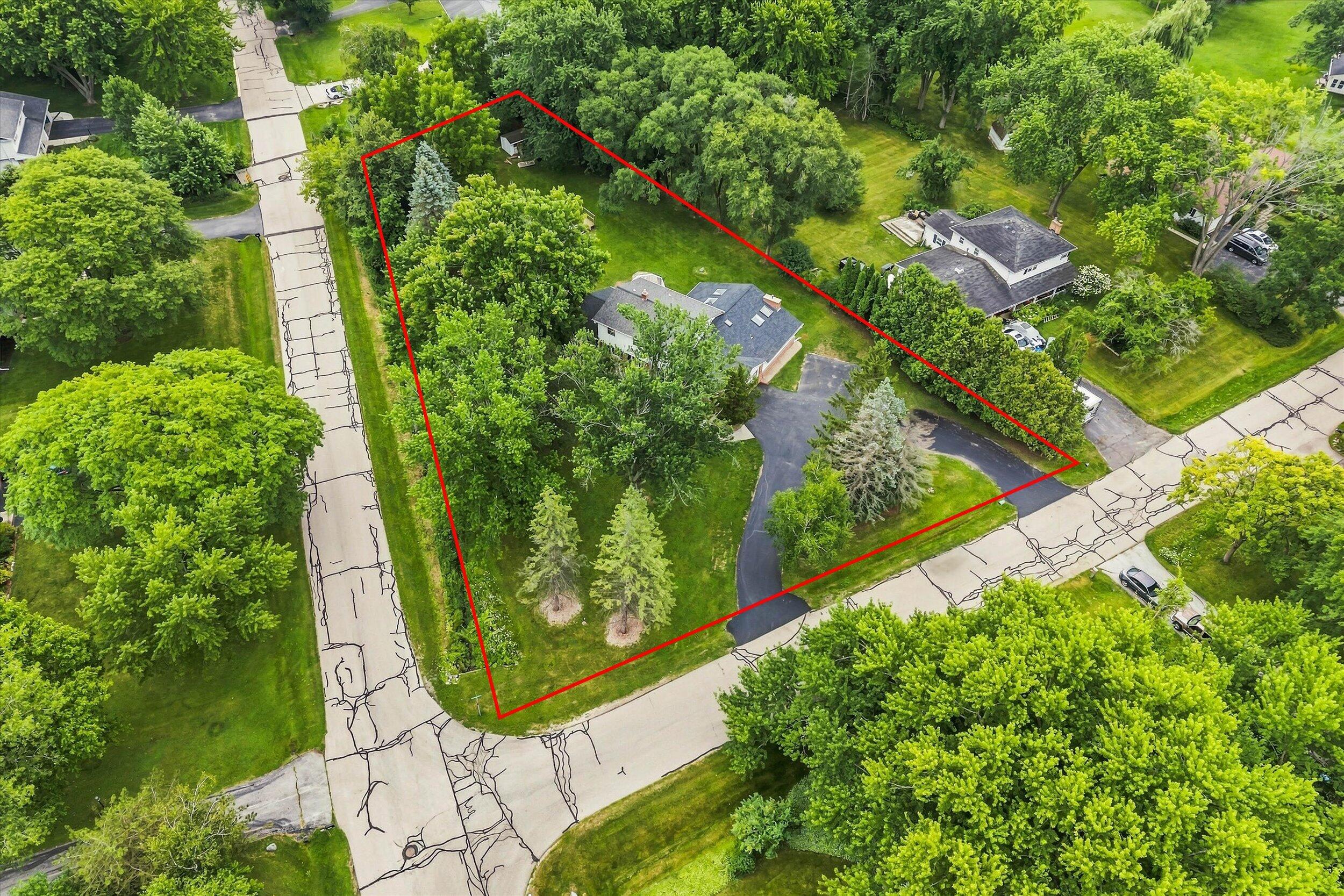 2517 West Chestnut Road Mequon, WI 53092 - Photo 51 of 59 52-Aerial