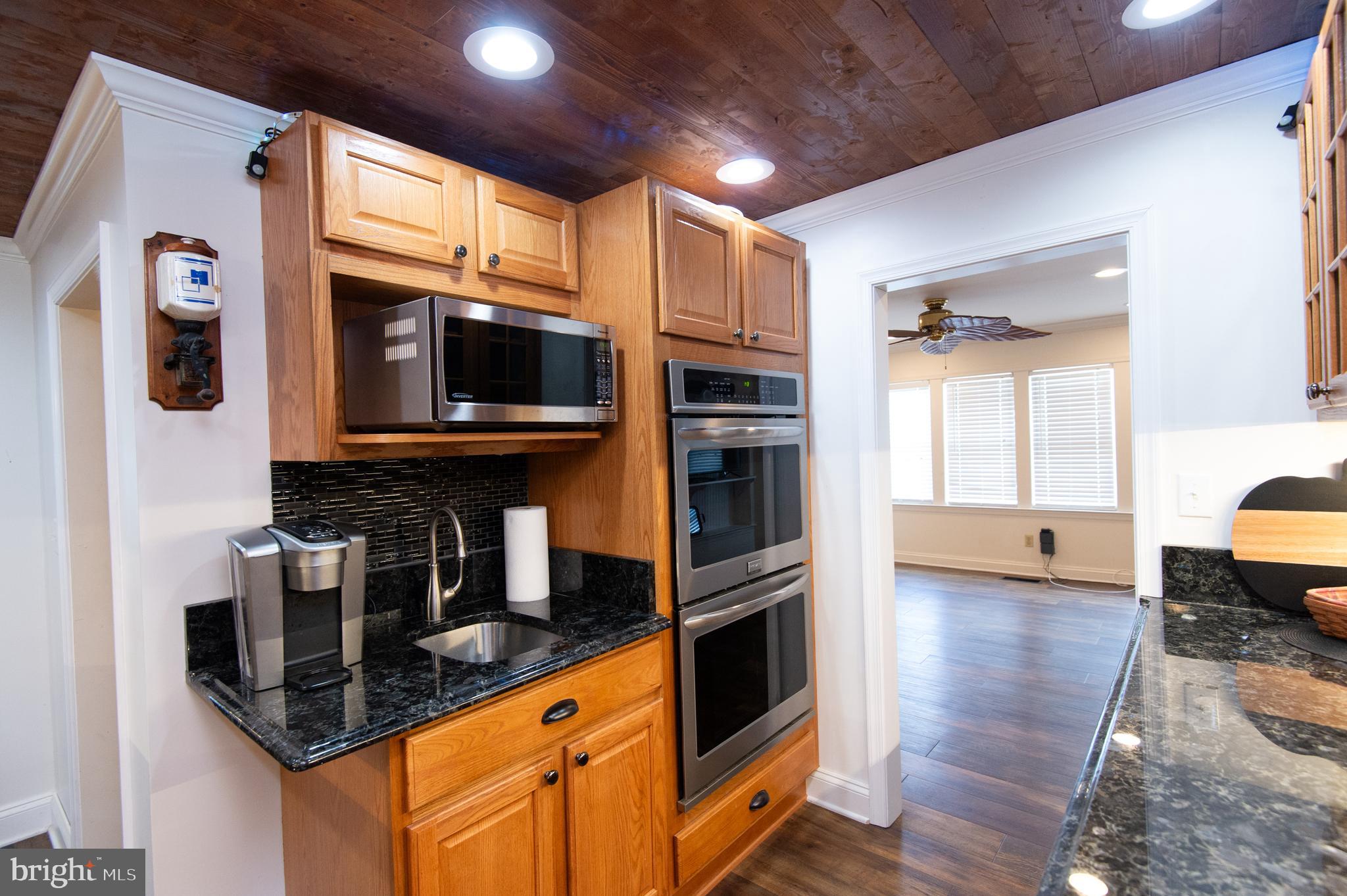 2407 Hoopers Island Road Fishing Creek, MD 21634 - Photo 10 of 69 Double wall ovens
