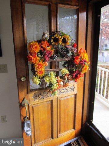 942 Riversedge Circle Annapolis, MD 21401 - Photo 2 of 27 Welcoming Active Adult Community